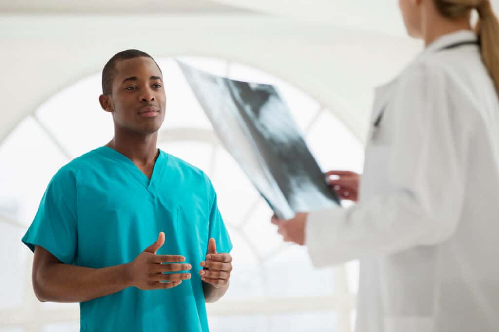 Two Doctors Looking At Xray 2022 03 08 00 23 34 Utc 1024x683