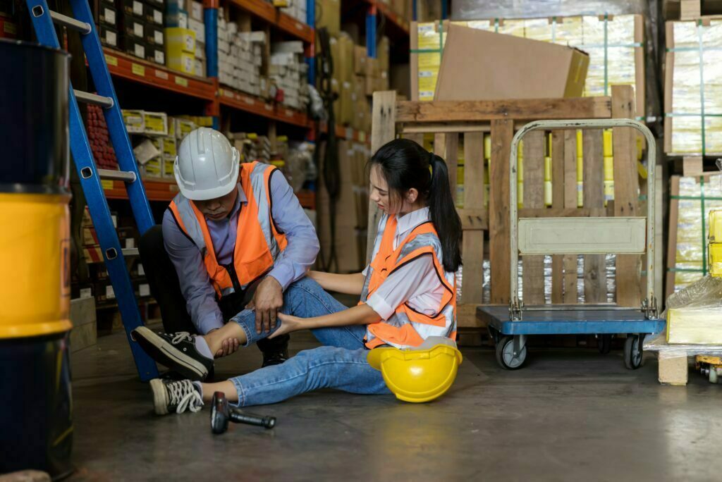 What If You Get Hurt At Work? First Aid Support Accident At Work Of Worker At Fa 2022 11 14 12 03 19 Utc 1024x684