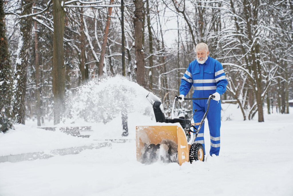 Protect Yourself from Wintery Weather Conditions at Work Man Cleaning Snow With Snowblover 2021 12 09 15 06 50 Utc 1024x683