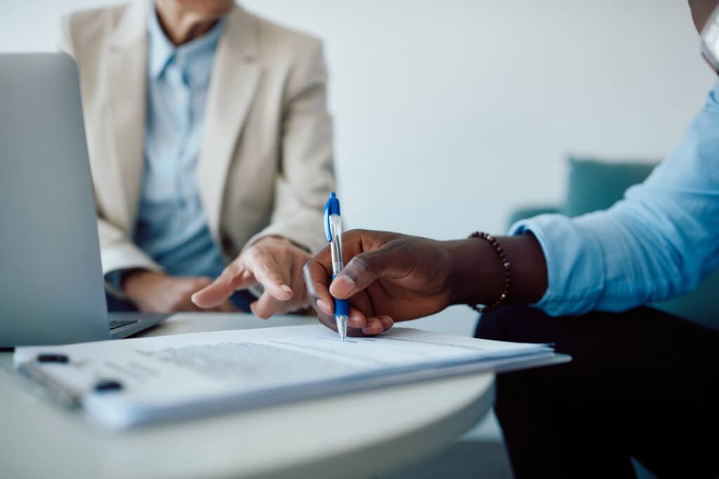 Close Up Of Man Signing A Contract With Insurance 2022 12 13 21 08 49 Utc 1024x683